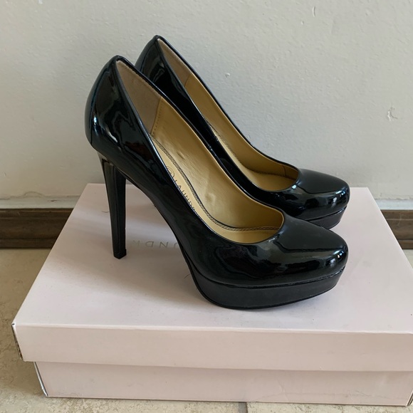 New Black Chinese Laundry Size 7 Heels - Picture 4 of 6